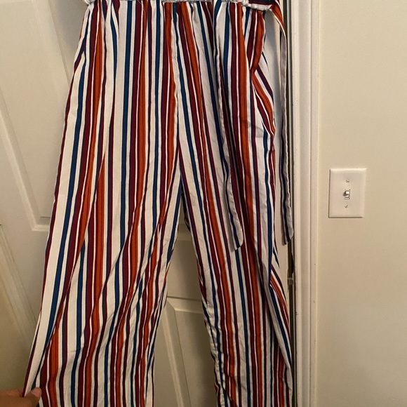 Jumper - Picture 2 of 3